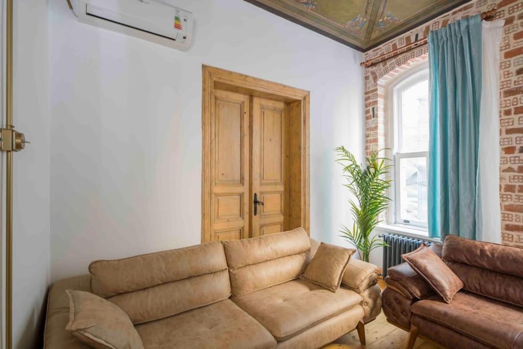 3 Bedroom Historic Near To Galata Tower Daire *